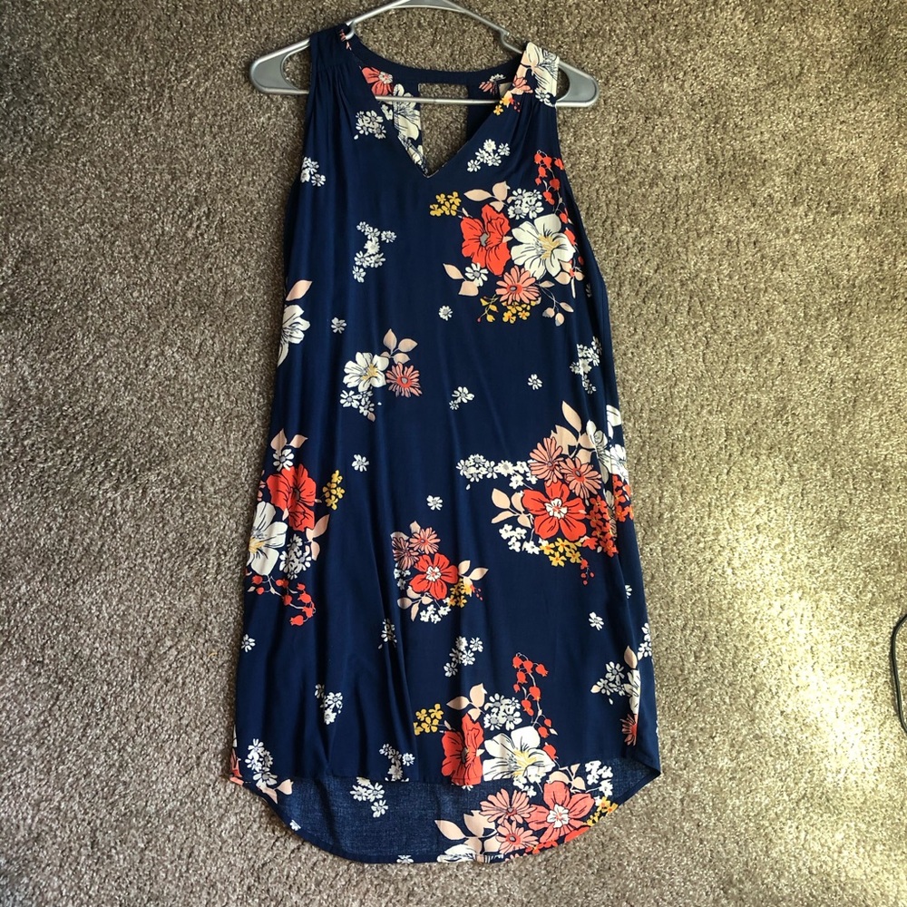 Old Navy flower dress!